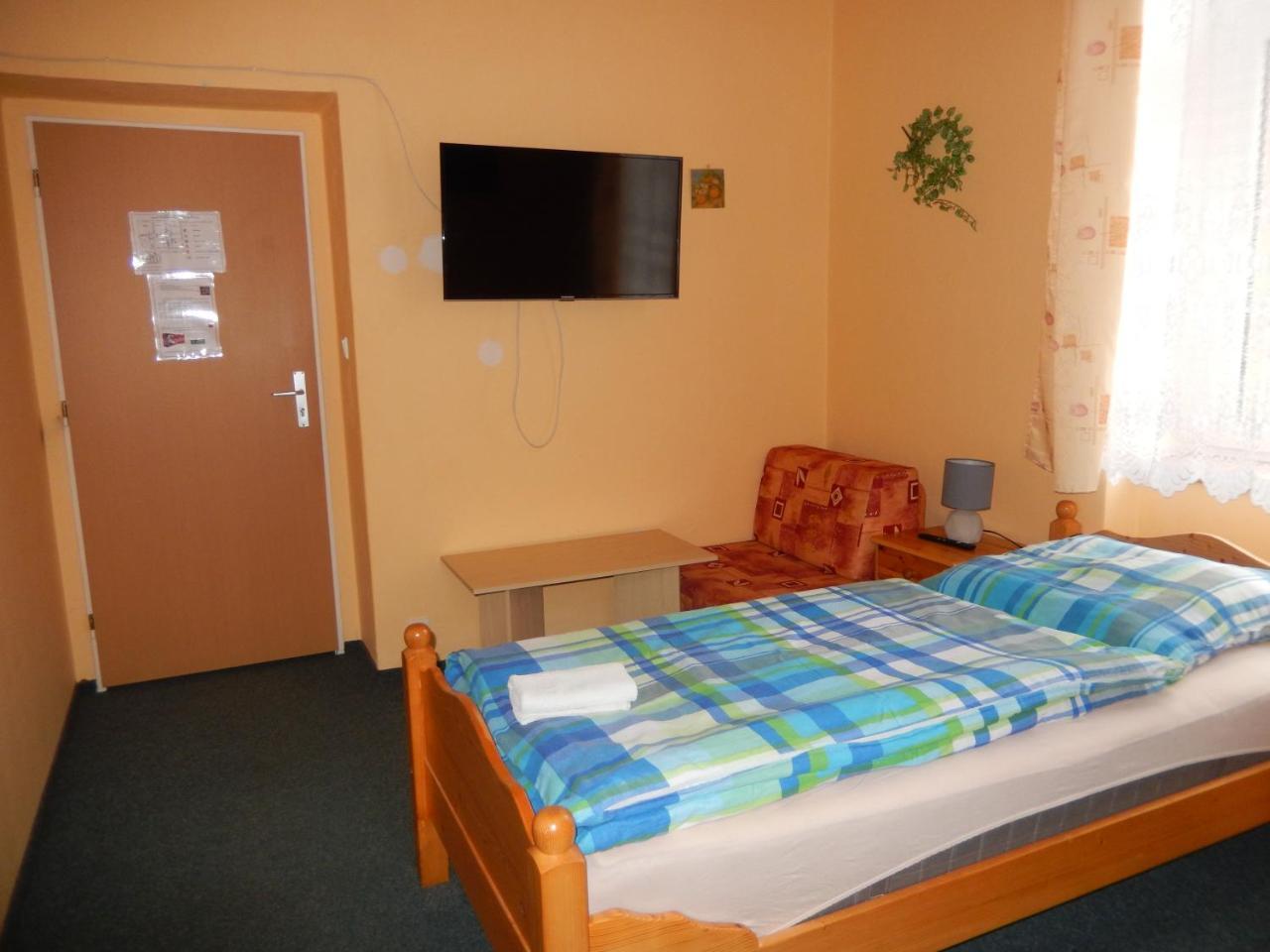 Penzion Manetin U Sv. Barbory Hotel Ngoại thất bức ảnh